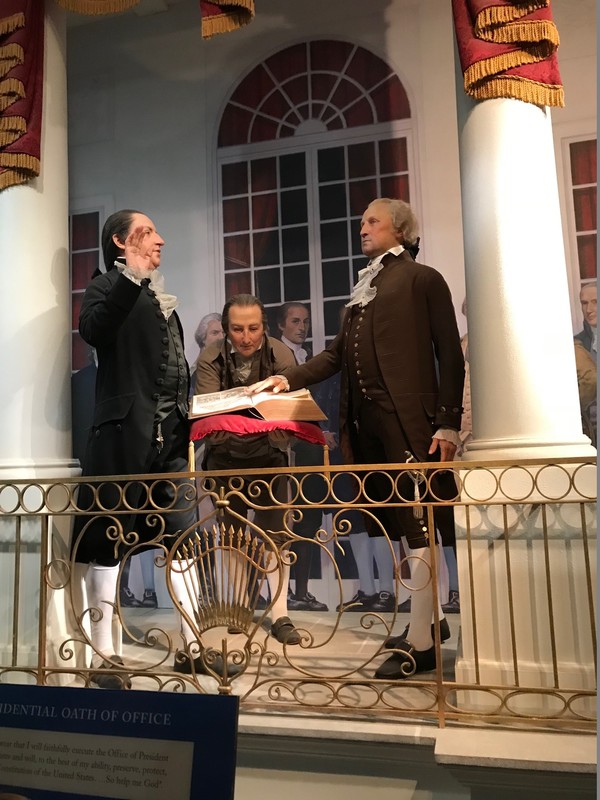 Museum display depicting George Washington being sworn in